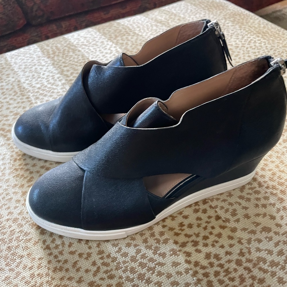 Paolo wedges